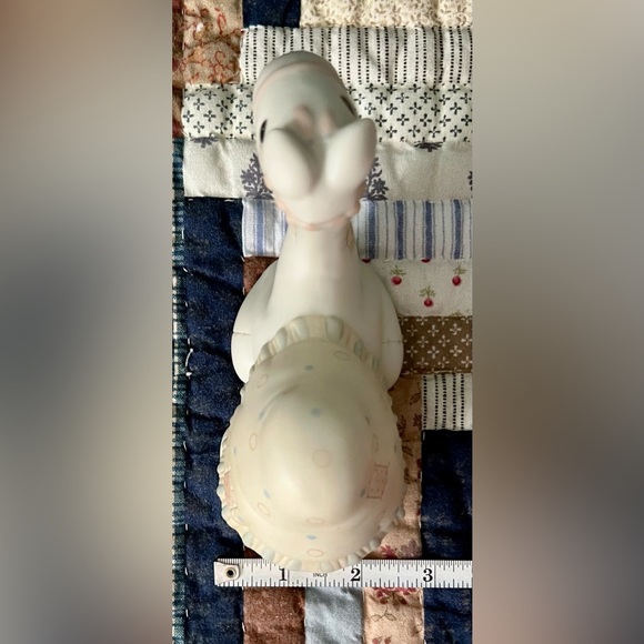 Enesco Precious Moments Figurine - Picture 7 of 8